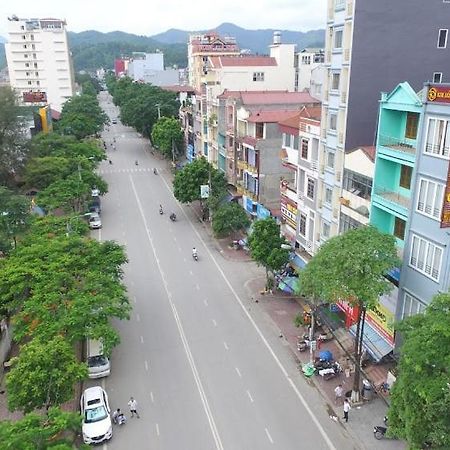 Hoang Nga Khach San Kim Dong酒店 外观 照片